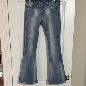 Ariya Women's Light Blue Flare Jeans